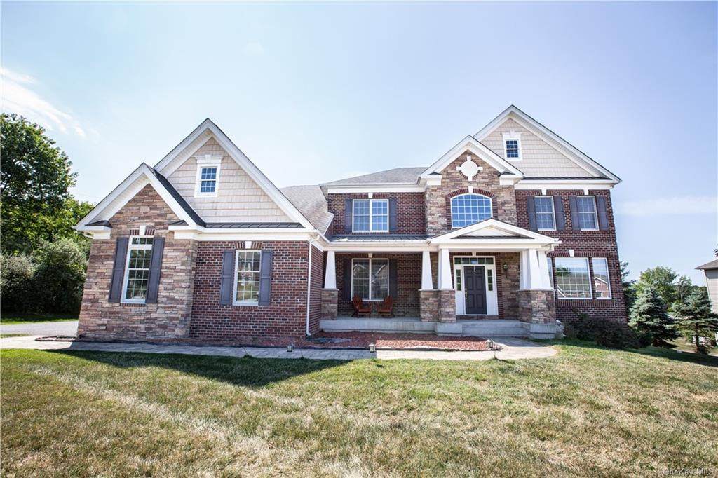 104 Shamrock Hills Drive - Photo 1