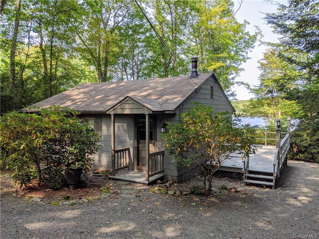 266 Shore Drive - Photo 1