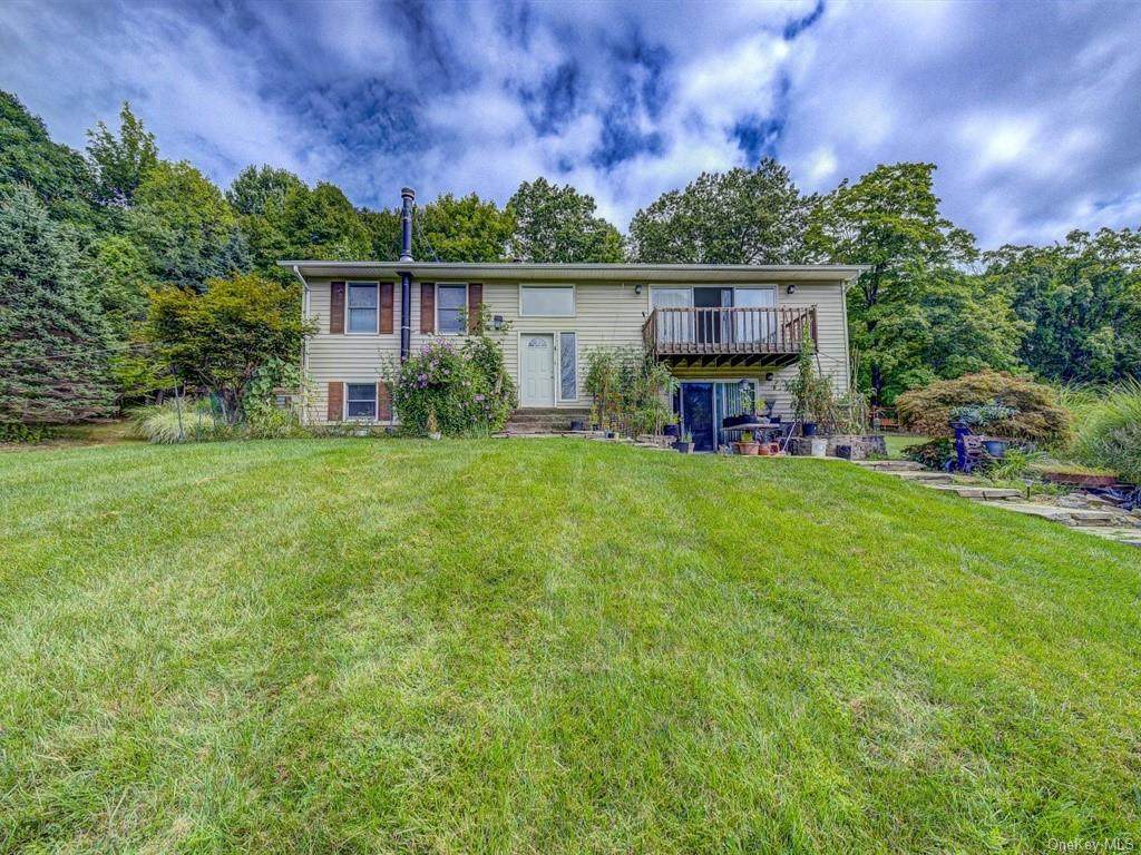 62 Sterling Drive - Photo 1