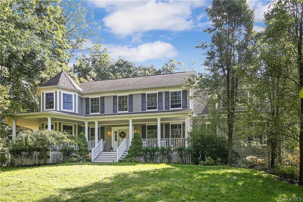 4 Amato Drive - Photo 1