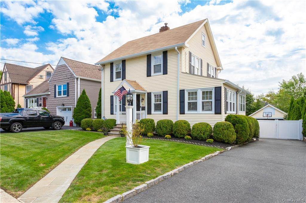 57 Hobart Avenue - Photo 1