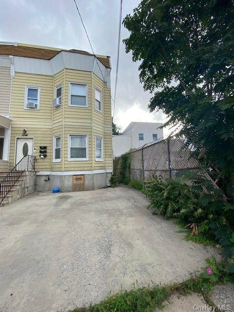 1510 Lurting Avenue - Photo 1
