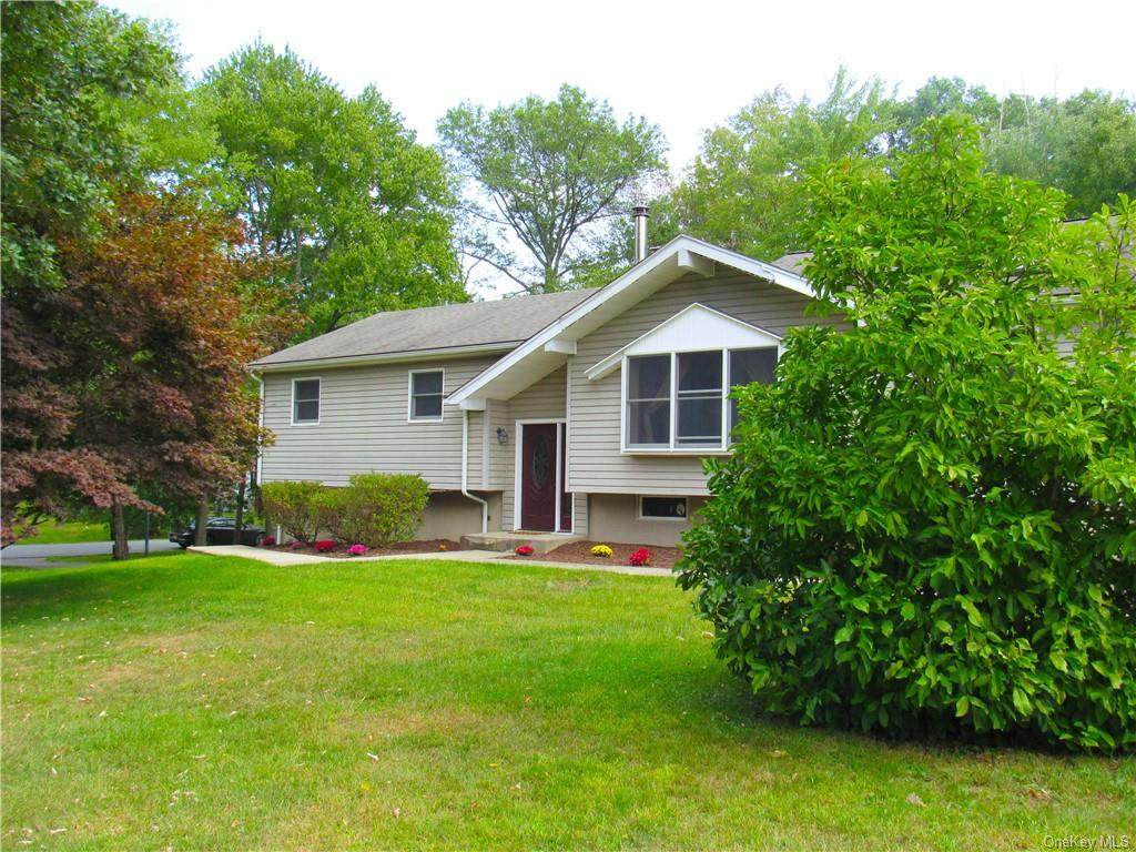 2 Julie Lynn Drive - Photo 1