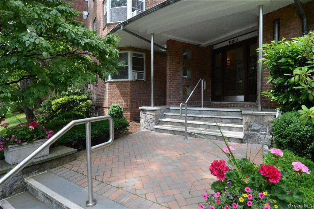235 Garth Road - Photo 1