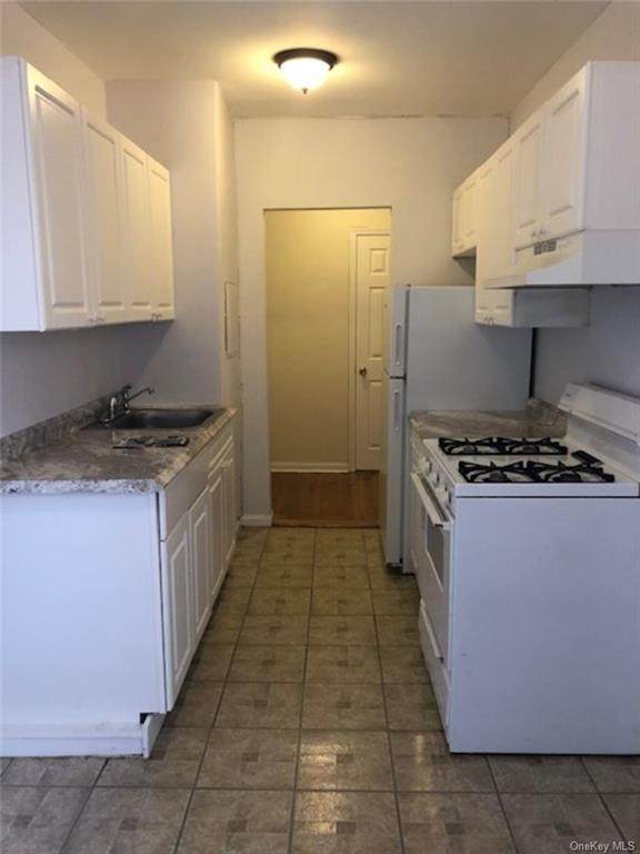 312 Main Street - Photo 1