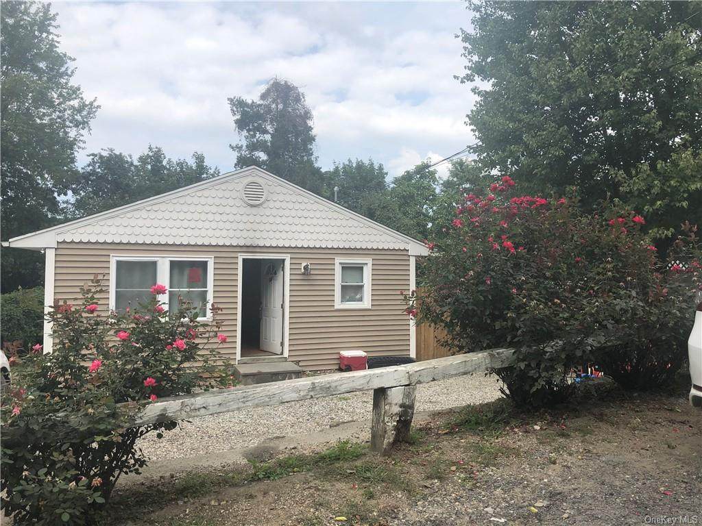 68 Robinson Avenue - Photo 1