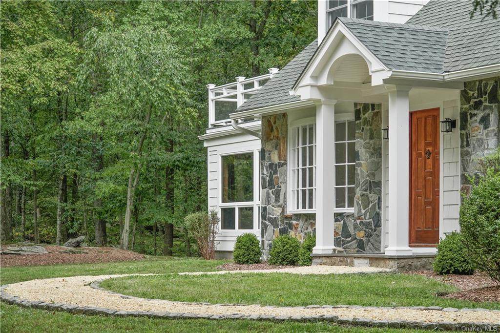 35 Laurel Road - Photo 1