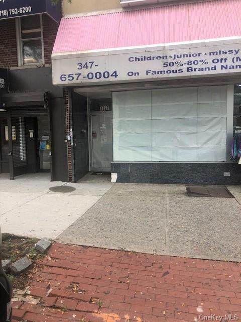 1331 Castle Hill Avenue - Photo 1