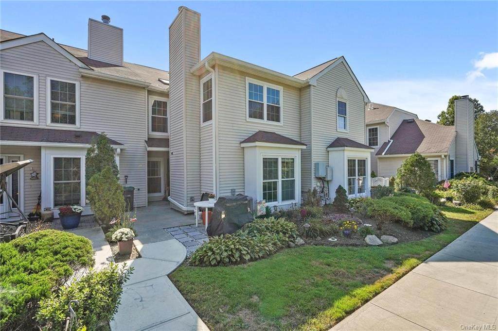 19 Olde Wagon Road - Photo 1