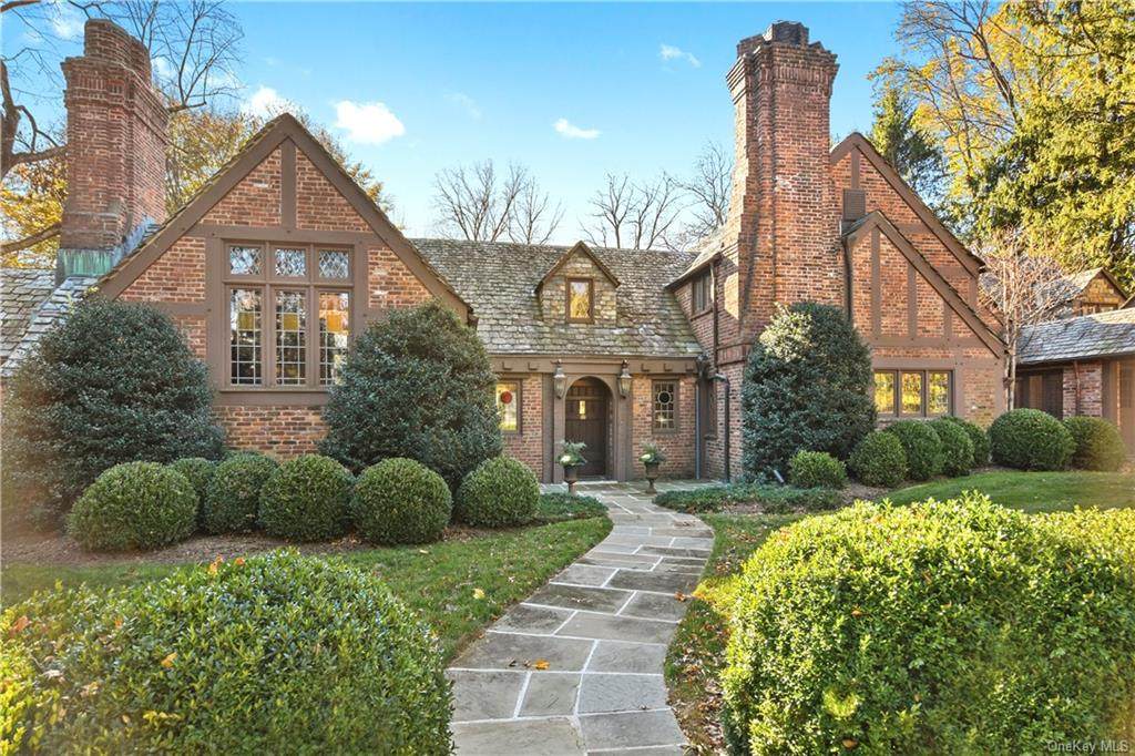 14 Beverly Road - Photo 1