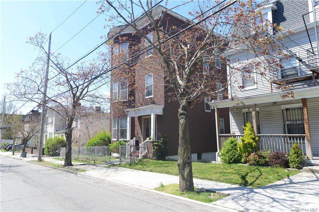 191 Woodworth Avenue - Photo 1