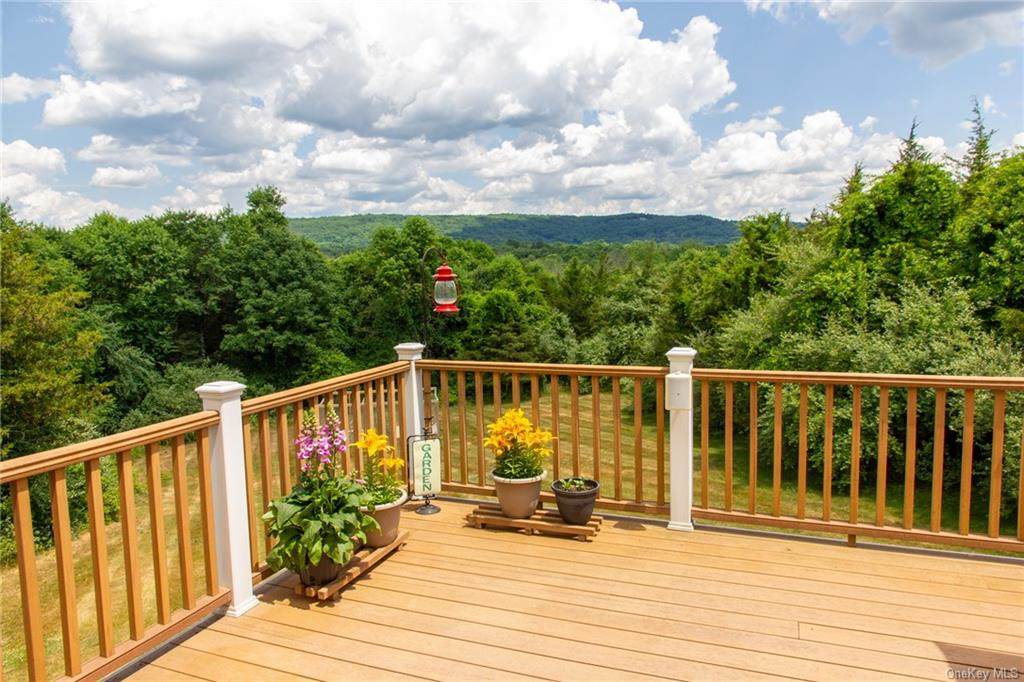 32 Clove Hollow Road - Photo 1