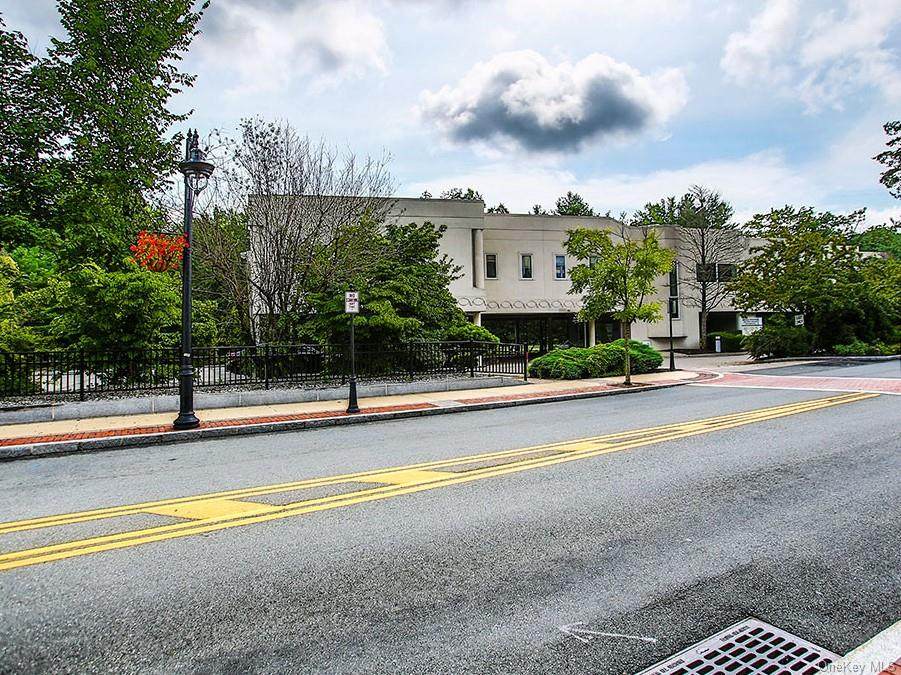 350 Main Street - Photo 1