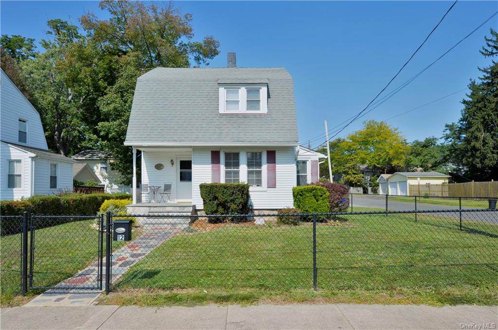 12 Maltbie Avenue - Photo 1