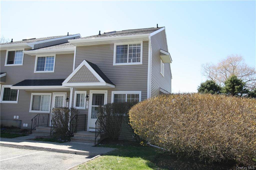 301 Covington Green Lane - Photo 1