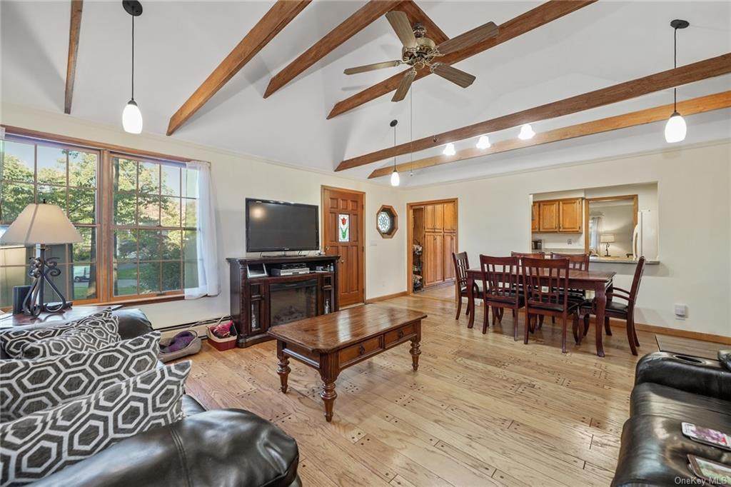 13 Plains Drive - Photo 1