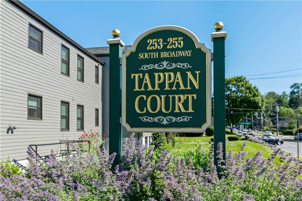 18 Tappan Landing Road - Photo 1
