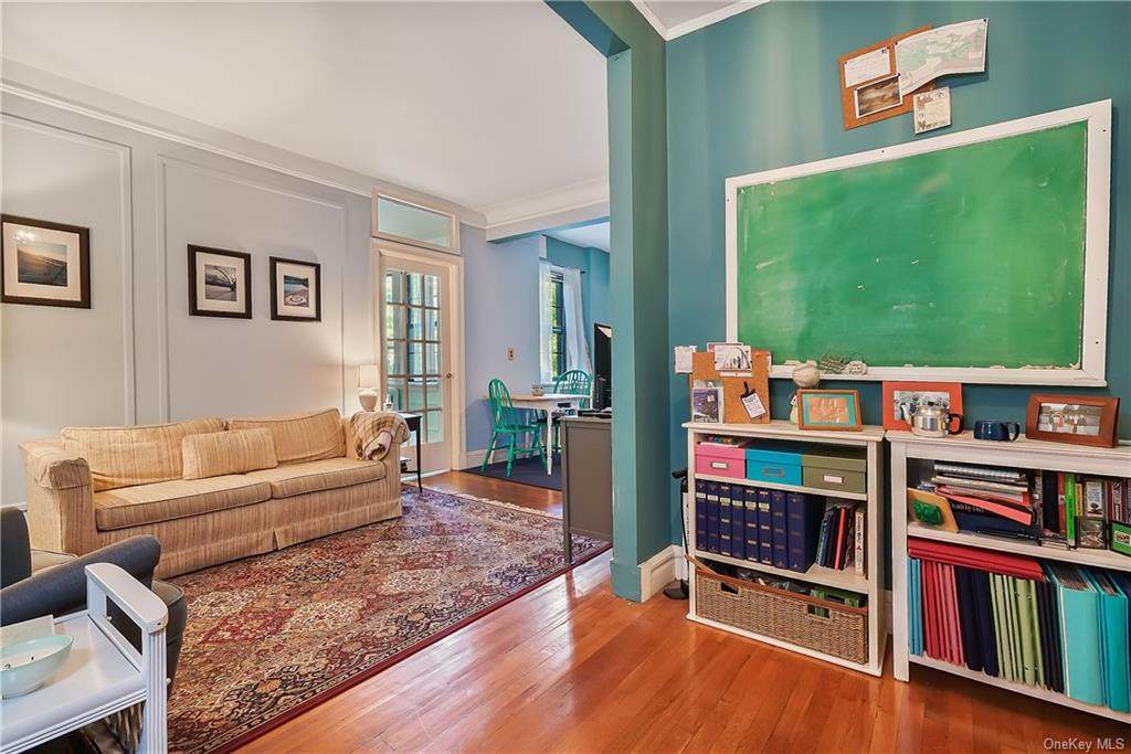 622 Pelhamdale - Photo 1