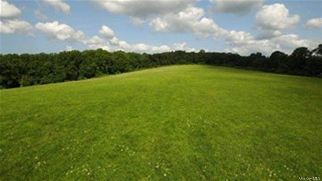 37 Quaker Hill Road - Photo 1