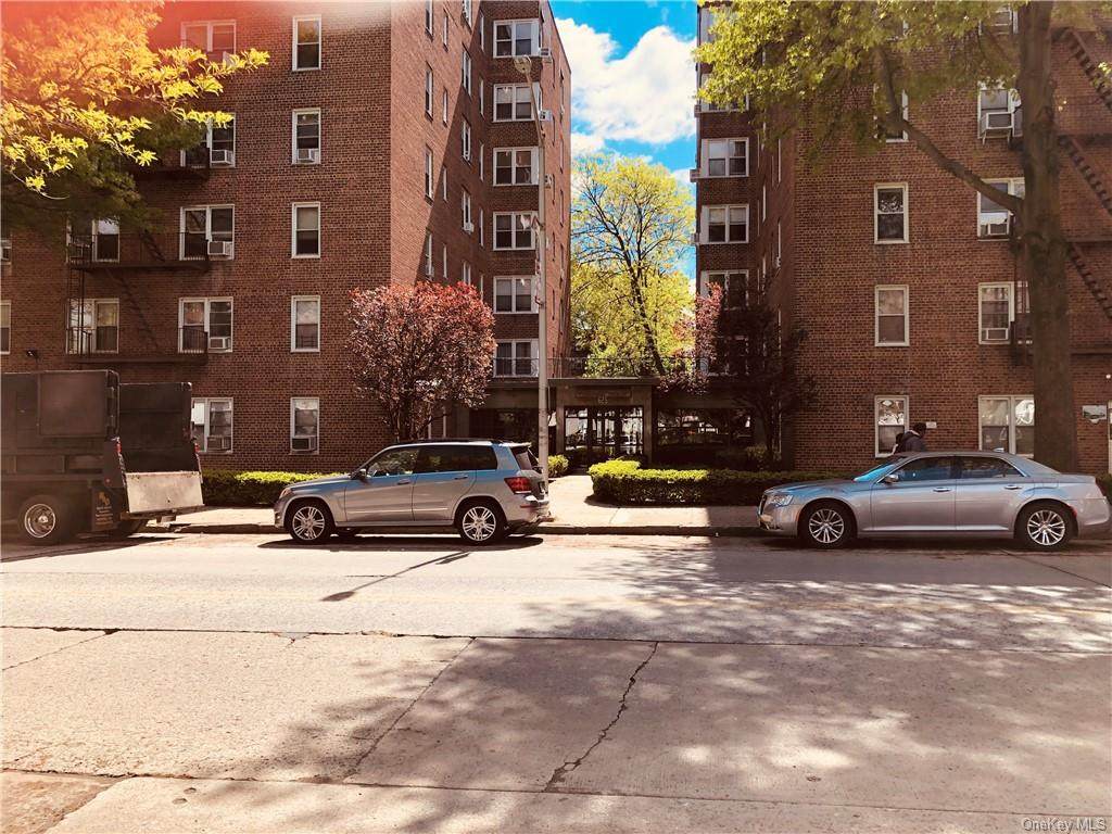 625 Gramatan Avenue - Photo 1