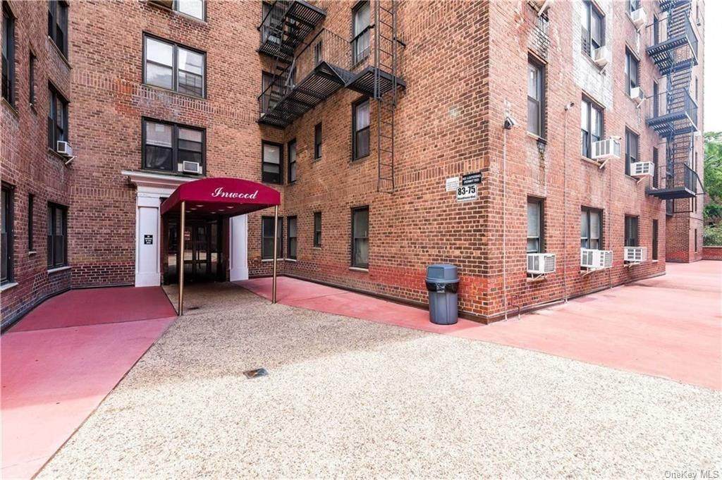 8375 Woodhaven Boulevard - Photo 1