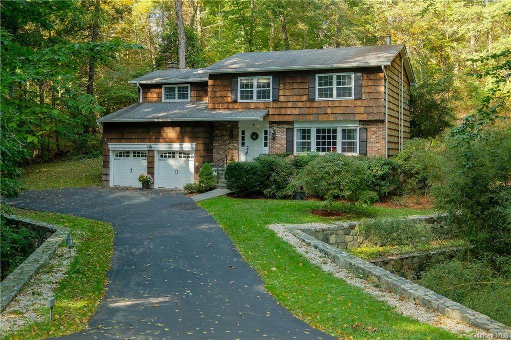 6 Erin Court - Photo 1