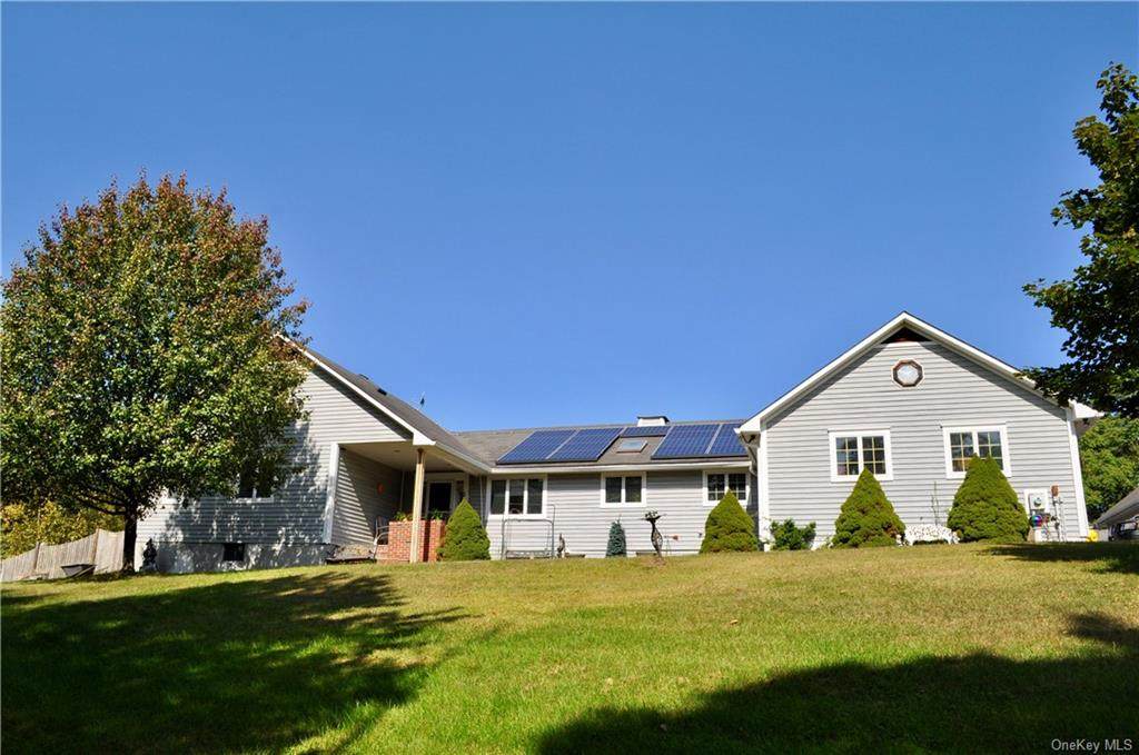 140 Tamms Road - Photo 1