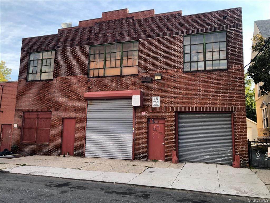 201 2nd Avenue - Photo 1