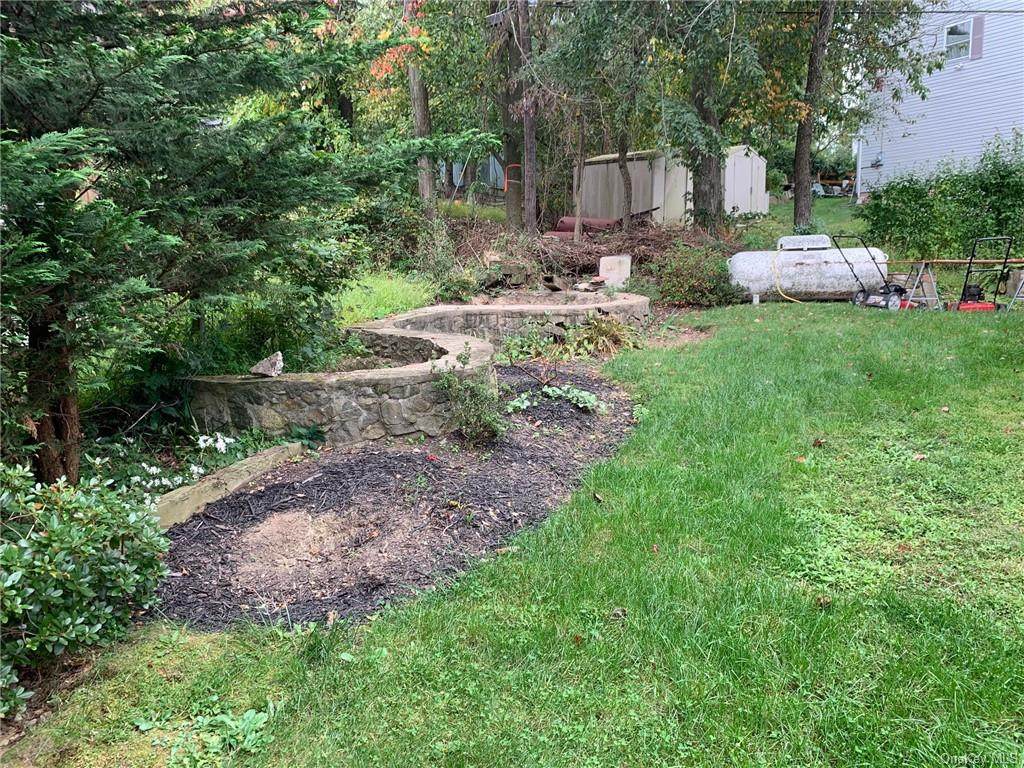 103 Chestnut Street - Photo 1