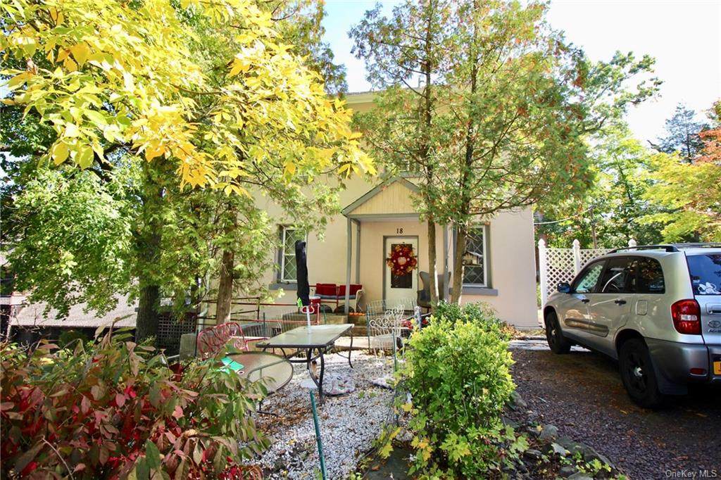 2 Tobin Way - Photo 1