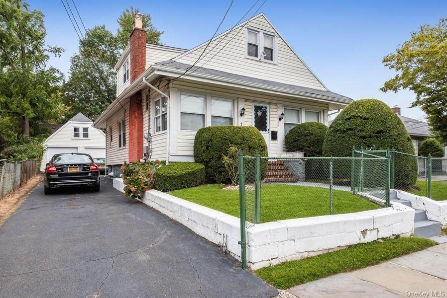 621 9th Avenue - Photo 1