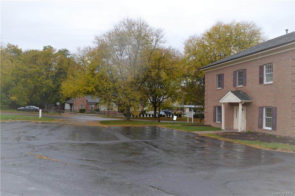 300 Stony Brook Court - Photo 1