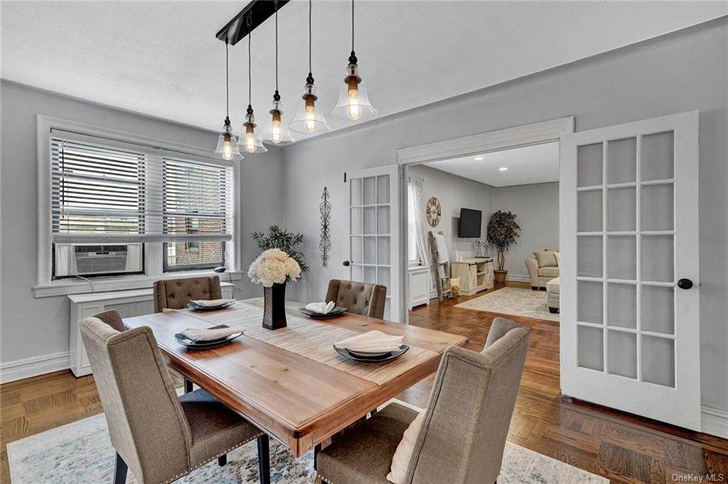 10 Nosband Avenue - Photo 1