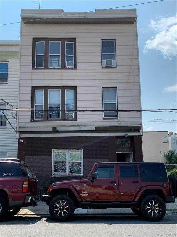 139 Linden Street - Photo 1