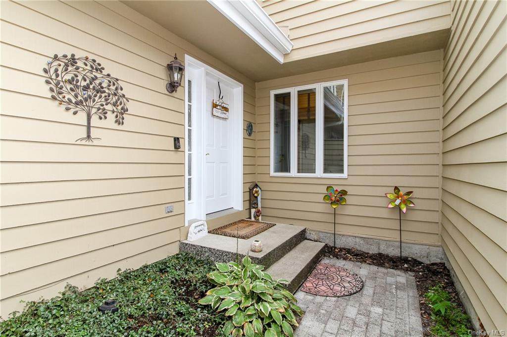 218 Aspen Terrace - Photo 1
