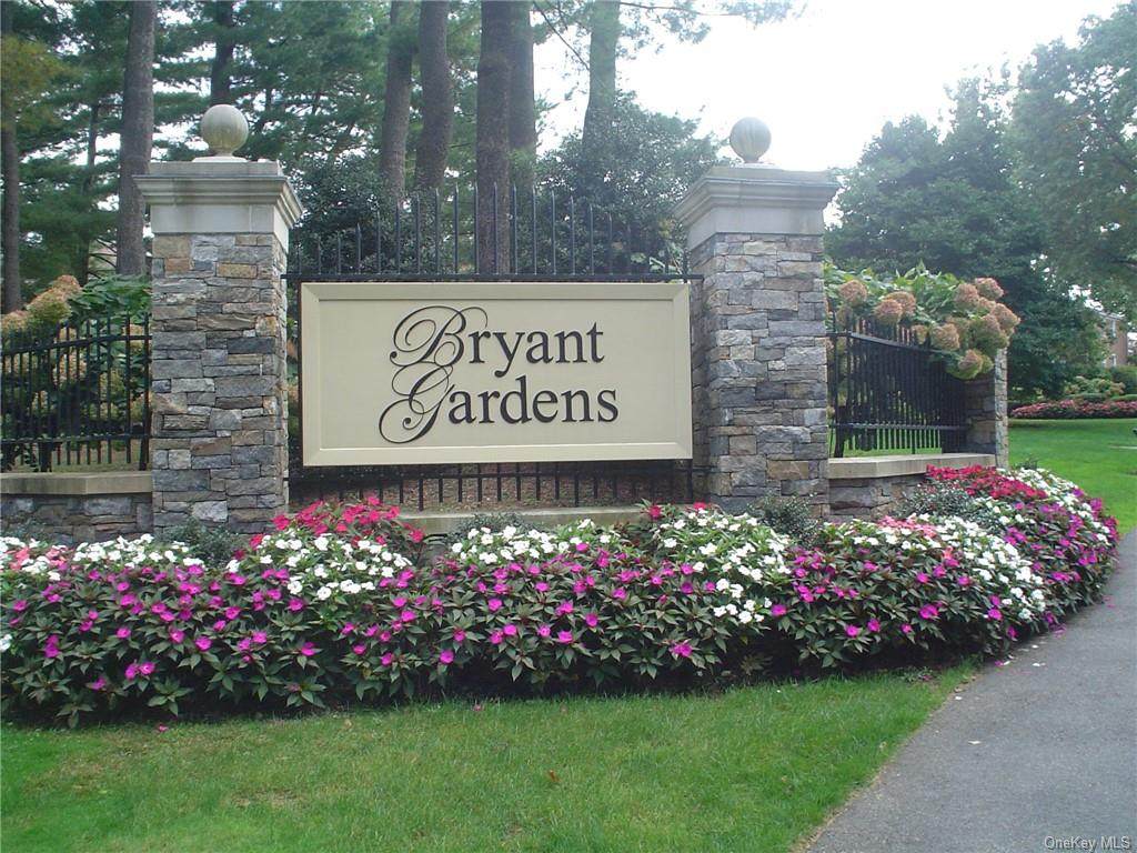 6 Bryant Crescent - Photo 1
