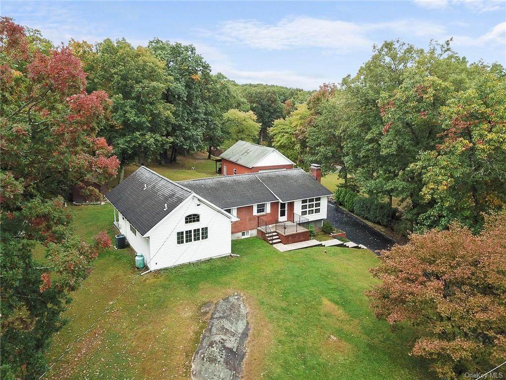 16 Sarvis Lane - Photo 1