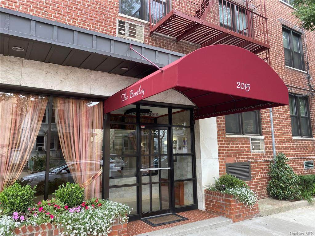 2015 St. Paul Avenue - Photo 1