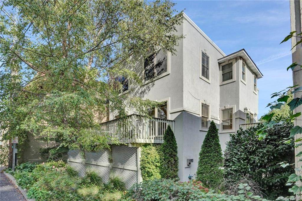 441 Piermont Avenue - Photo 1