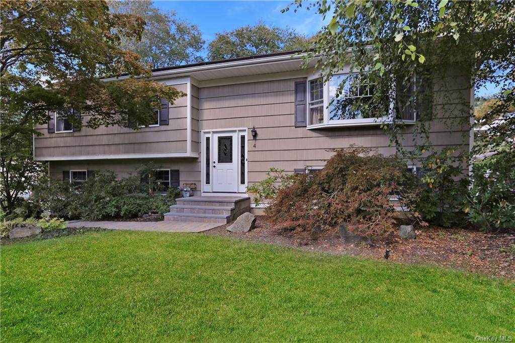 4 Wendover Lane - Photo 1