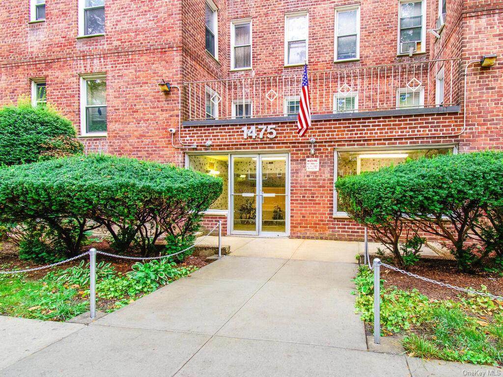 1475 Thieriot Avenue - Photo 1