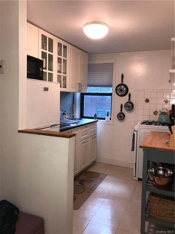167 Allen Street - Photo 1