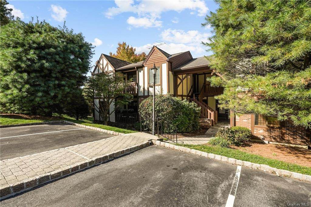 119 Foxwood Circle - Photo 1