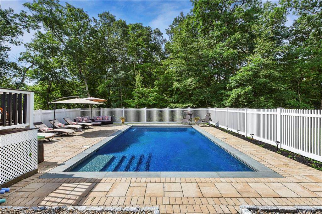 44 Major Lockwood Lane - Photo 1