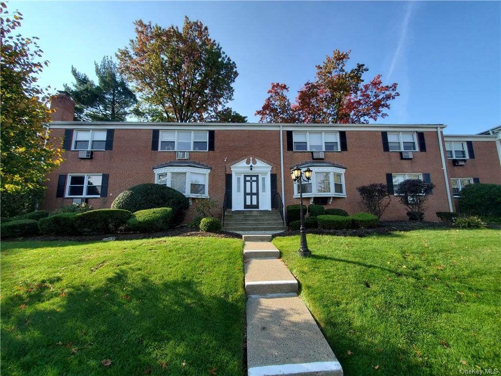 23 Milford Lane - Photo 1
