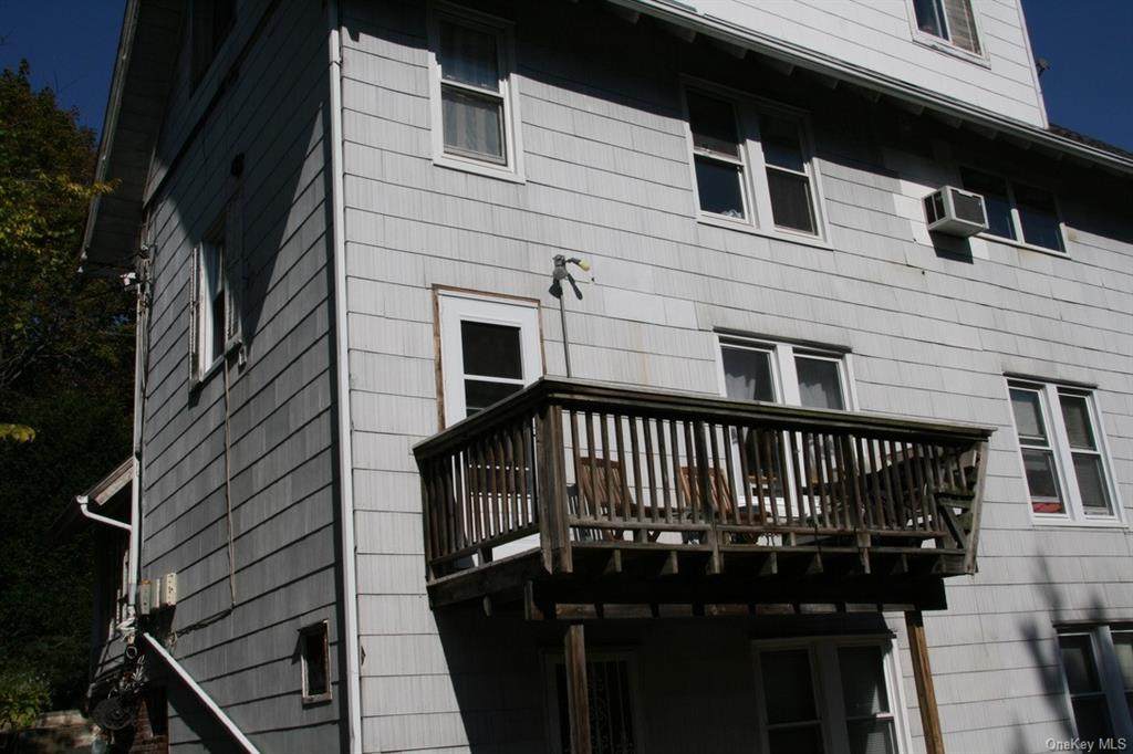 130 Rockland Avenue - Photo 1