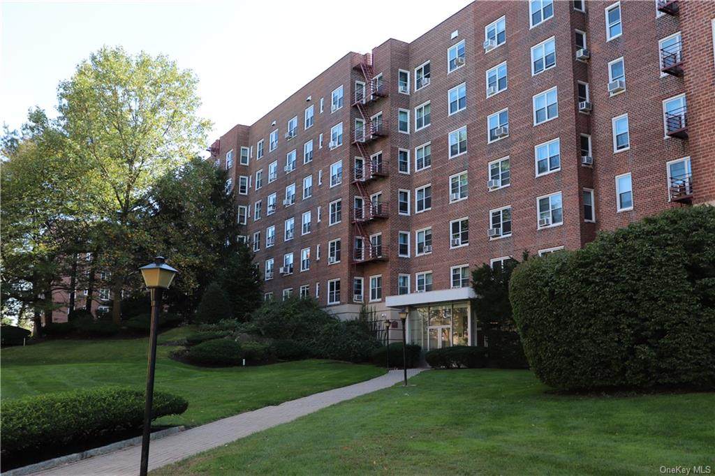 1304 Midland Avenue - Photo 1