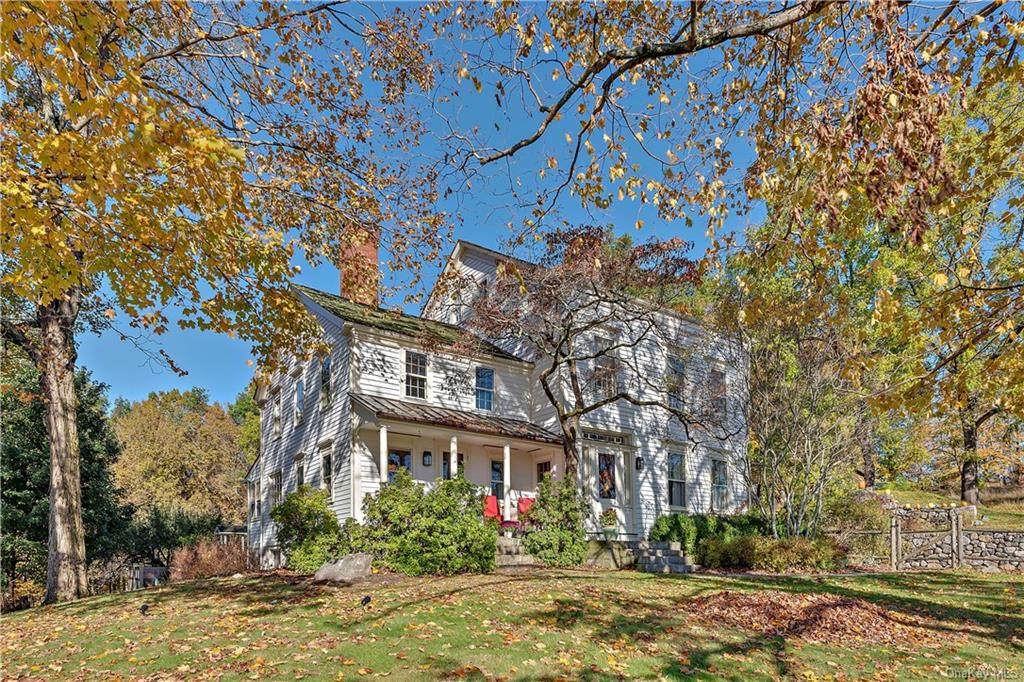 126 Dingle Ridge Road - Photo 1