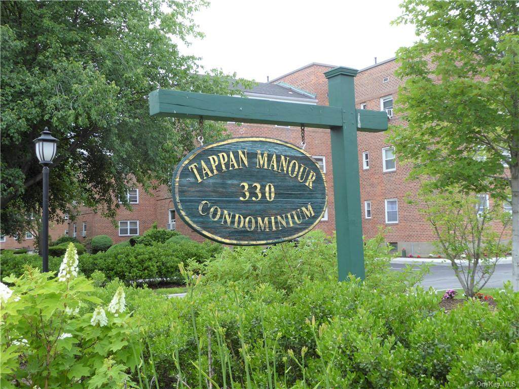 330 Broadway - Photo 1