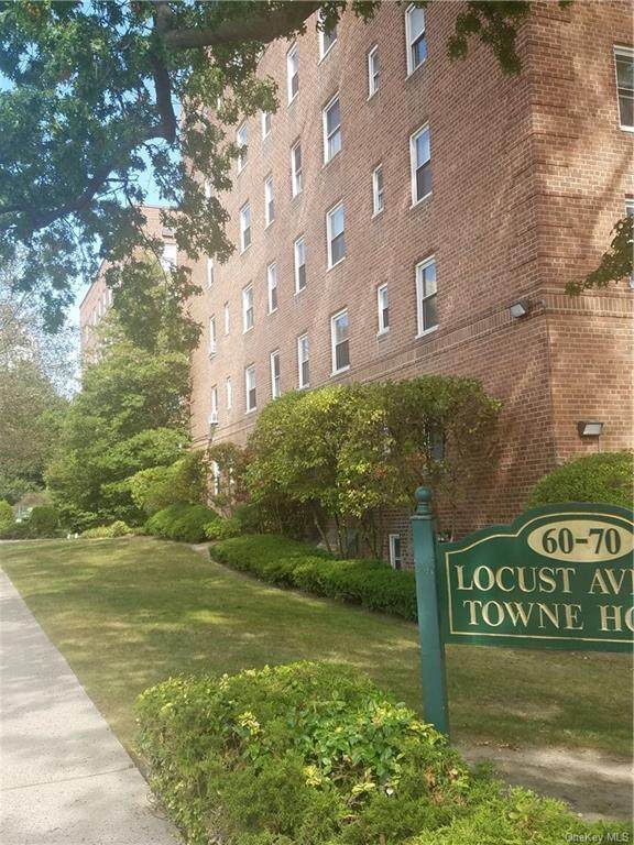 70 Locust Avenue - Photo 1